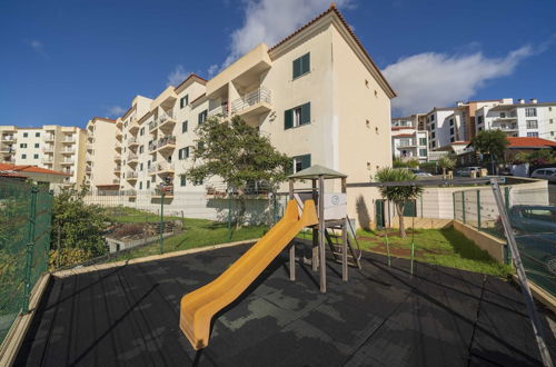 Photo 25 - Apartment With Balcony and sea View - Garajau VI