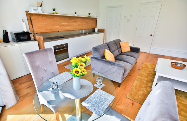 40B Wellington Suites - Photo 10