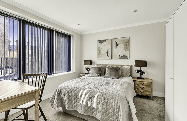 Chic and Contemporary Retreat in Brentford - Foto 1