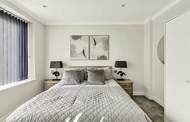 Chic and Contemporary Retreat in Brentford - Foto 3