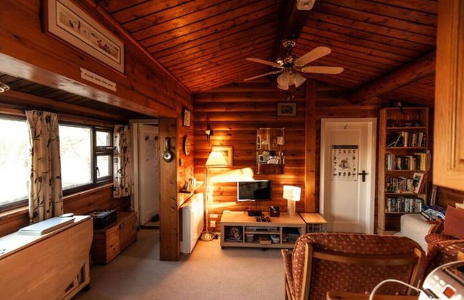 Two Bed Log Cabin in the Mountains - Foto 5