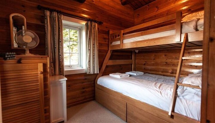 Photo 1 - Two Bed Log Cabin in the Mountains