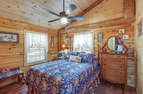 Photo 13 - Tumbling Shoals Cabin Near Greers Ferry Lake