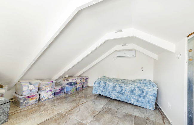 Chateau Gabriel 6 BR Villa w Heated Pool - Foto 13
