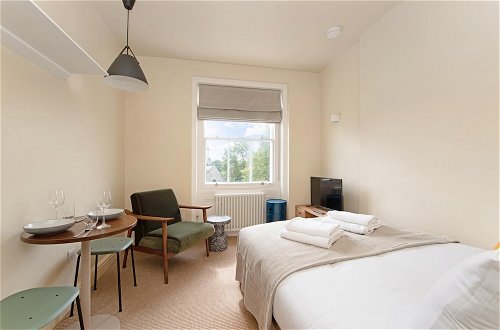 Foto 6 - Cosy Studio in Grade 2 Listed NW London Terrace
