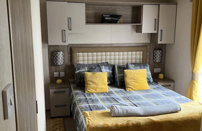 2 Bed Caravan - Sleeps 6 - Parking - Pets - Foto 8