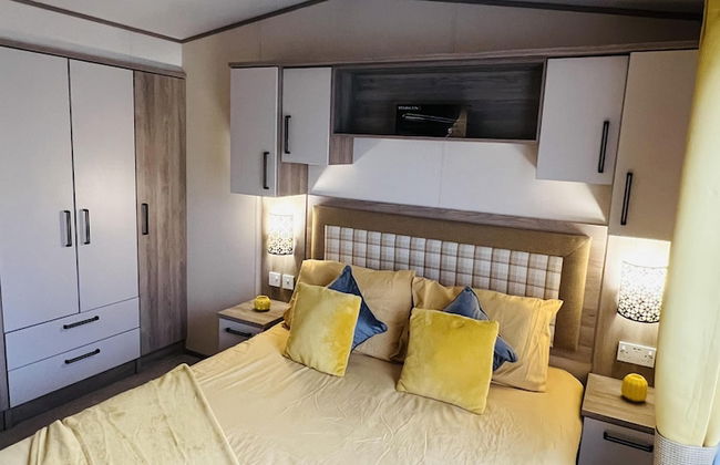 2 Bed Caravan - Sleeps 6 - Parking - Pets - Foto 2