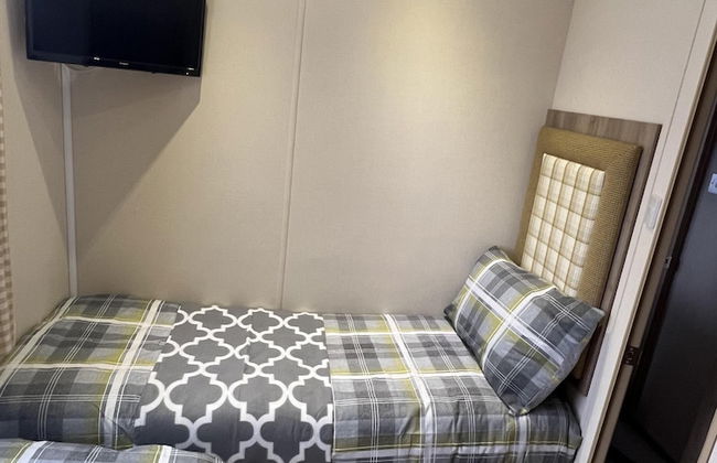 2 Bed Caravan - Sleeps 6 - Parking - Pets - Foto 4
