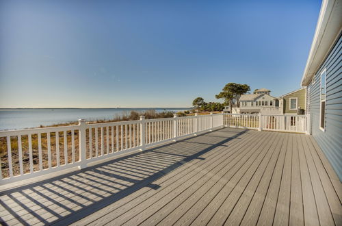 Photo 27 - Quiet Bayfront Hayes Home w/ Deck + Private Beach