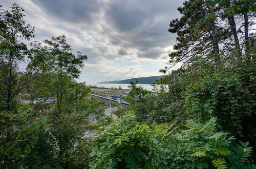 Photo 26 - Modern Hastings-on-hudson Home Near River