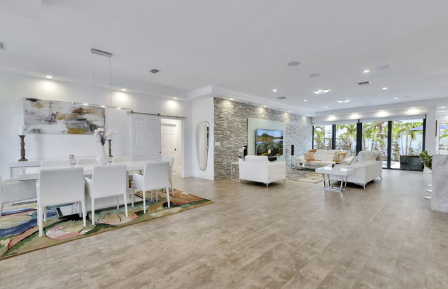 Lynora's Luxe Estate Modern Design - Foto 38