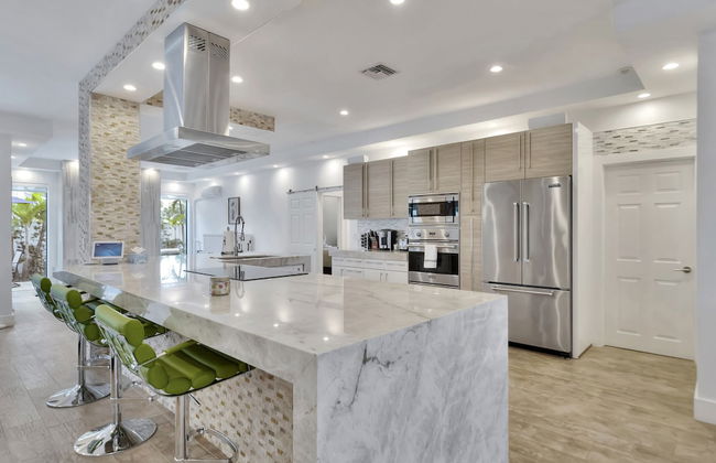 Lynora's Luxe Estate Modern Design - Foto 9