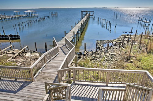 Photo 2 - Waterfront New Orleans Home w/ Private Dock & Pier