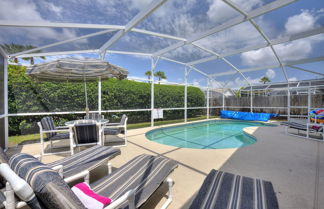 Photo 2 - 2 Suites, 1 King, 5 Beds: Pool. Games Room #810
