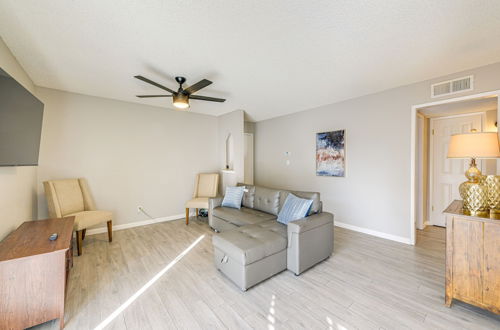 Photo 24 - Cozy Fresno Condo w/ Balcony & Pool Access