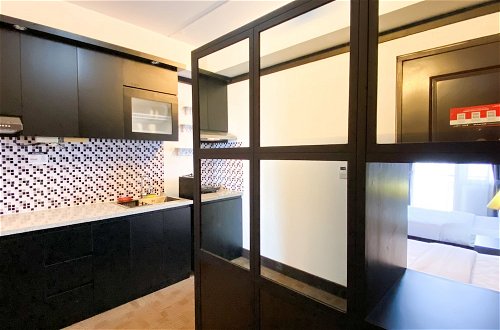 Photo 9 - Homey And Warm Studio At Metropark Condominium Jababeka Apartment