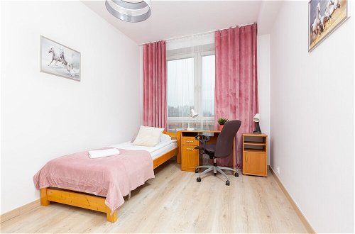 Photo 15 - Apartment Near the Airport by Renters