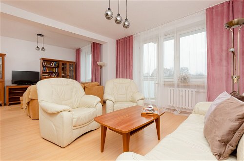 Photo 38 - Apartment Near the Airport by Renters
