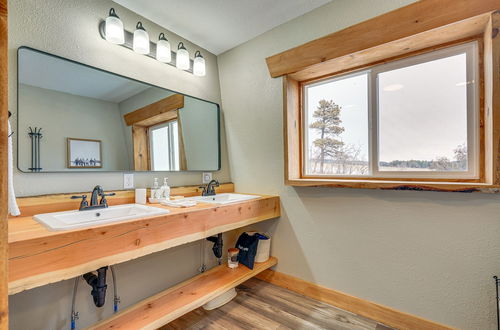 Photo 4 - Idyllic Rye Cabin: Deck w/ Mountain Views