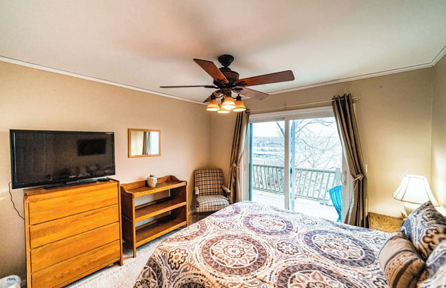 Osage Beach Getaway Lake Views Pet Friendly! - Foto 9