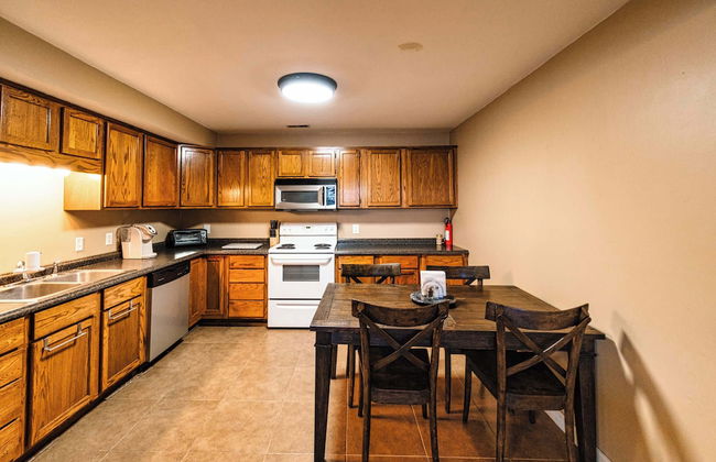 Osage Beach Getaway Lake Views Pet Friendly! - Foto 19