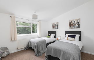 Photo 2 - Skyvillion - Lush 2 Bed Hydean Way House + Garden