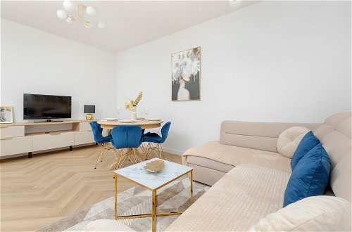 Foto 20 - Bright Beige Apartment by Renters