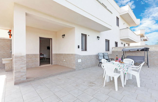 Le Bianche Apt 2 with Garden near The Sea - Foto 1