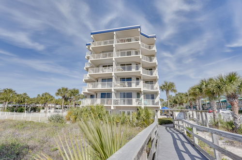 Photo 10 - Sunny Fort Walton Beach Condo - Walk to Ocean