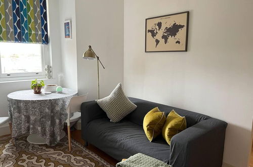 Photo 7 - Stylish Studio Flat Near Central London