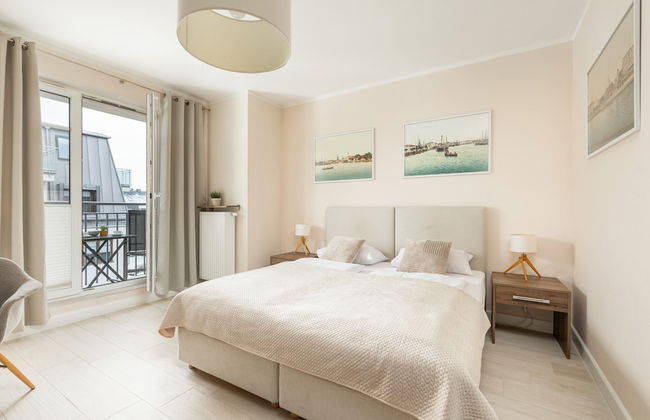 Aquamarina Promenada by Renters - Photo 1