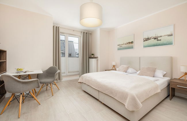 Aquamarina Promenada by Renters - Photo 5