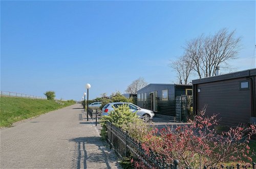 Photo 14 - 4pers. House w Sauna, Winter Garden & Fishing Pier in Front of the Lauwersmeer