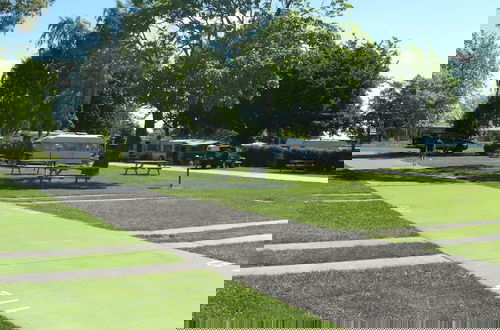 Photo 9 - Kennedy Park Resort