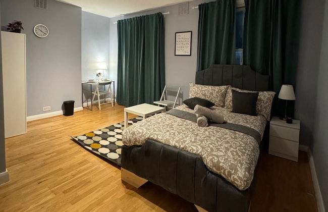 Studio - Sleeps 2 - Parking - Close to Paddington - Foto 2