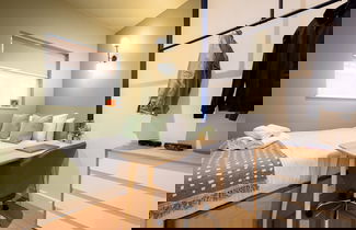 Photo 2 - Pristine Apartment - Minutes From Angel Tube St