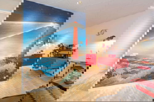 Foto 64 - An Apartment That is Attractively Furnished