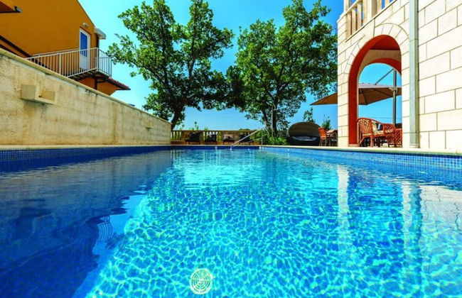 Villa Anka - Five-bedroom Villa With Terrace and Swimming Pool - Foto 17