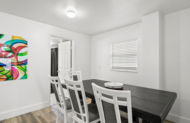 NEW St Pete Retreat Newly Updated Pet Friendly - Foto 13
