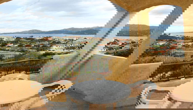 Foto 1 - Apartment in Cannigione Near Sea Beach