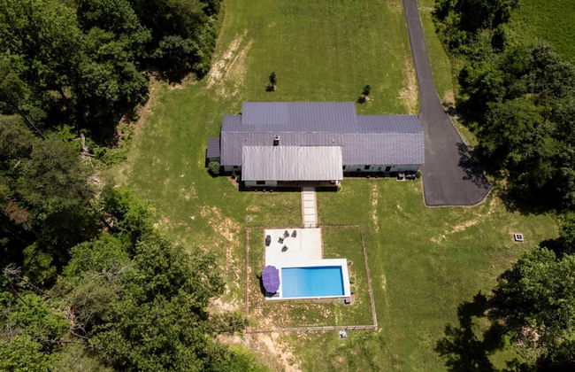 Oasis Near Charlottesville With Pool Grill - Photo 41