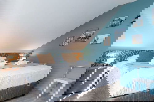 Photo 22 - Spacious House With Garden and Parking