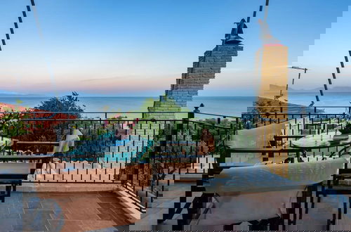 Photo 11 - Eros Cozy Perfect Location Panoramic sea View
