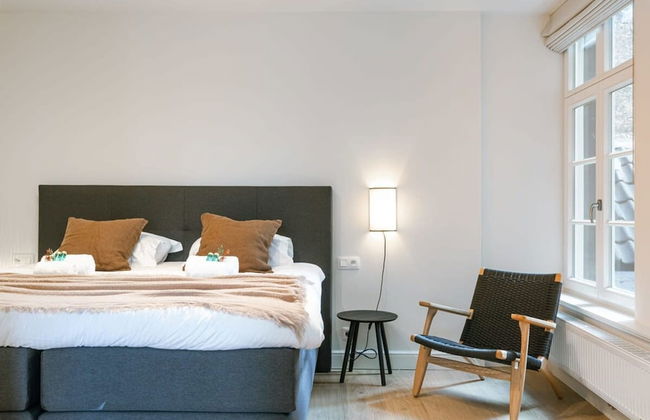 Modern Apartment Located at Historical Main Square - Photo 33