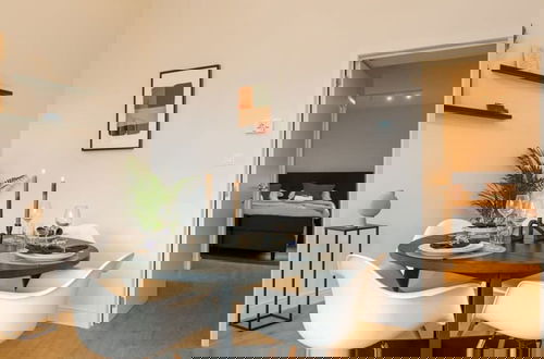 Foto 5 - Modern Apartment Located at Historical Main Square