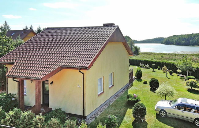 Holiday Home in Kolczewo by the Lake - Foto 1