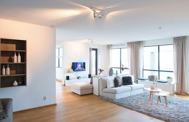 Spacious Modern Apartment in Scheveningen - Photo 31
