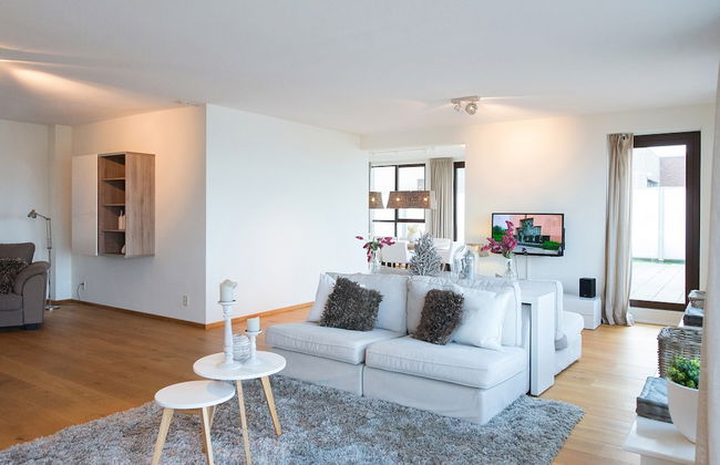 Spacious Modern Apartment in Scheveningen - Photo 30