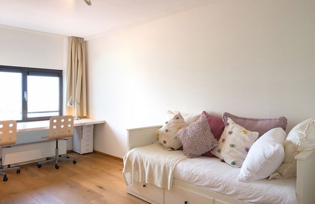 Spacious Modern Apartment in Scheveningen - Photo 13