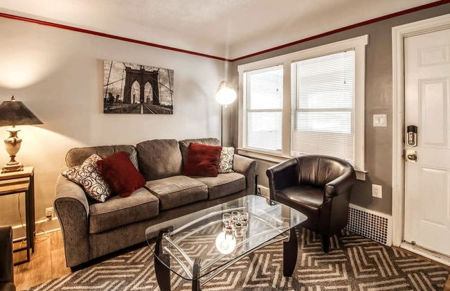 Automaniac Spot in the Heart of Pontiac 3 Beds 2 Baths - Foto 1